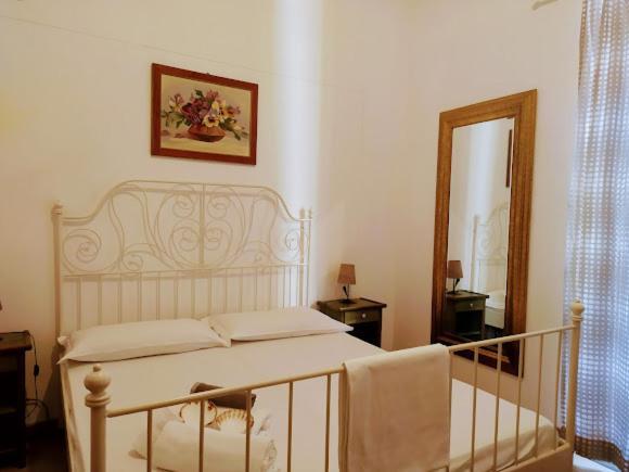 カターニア イ ヴェスプリ Bed & Breakfast エクステリア 写真